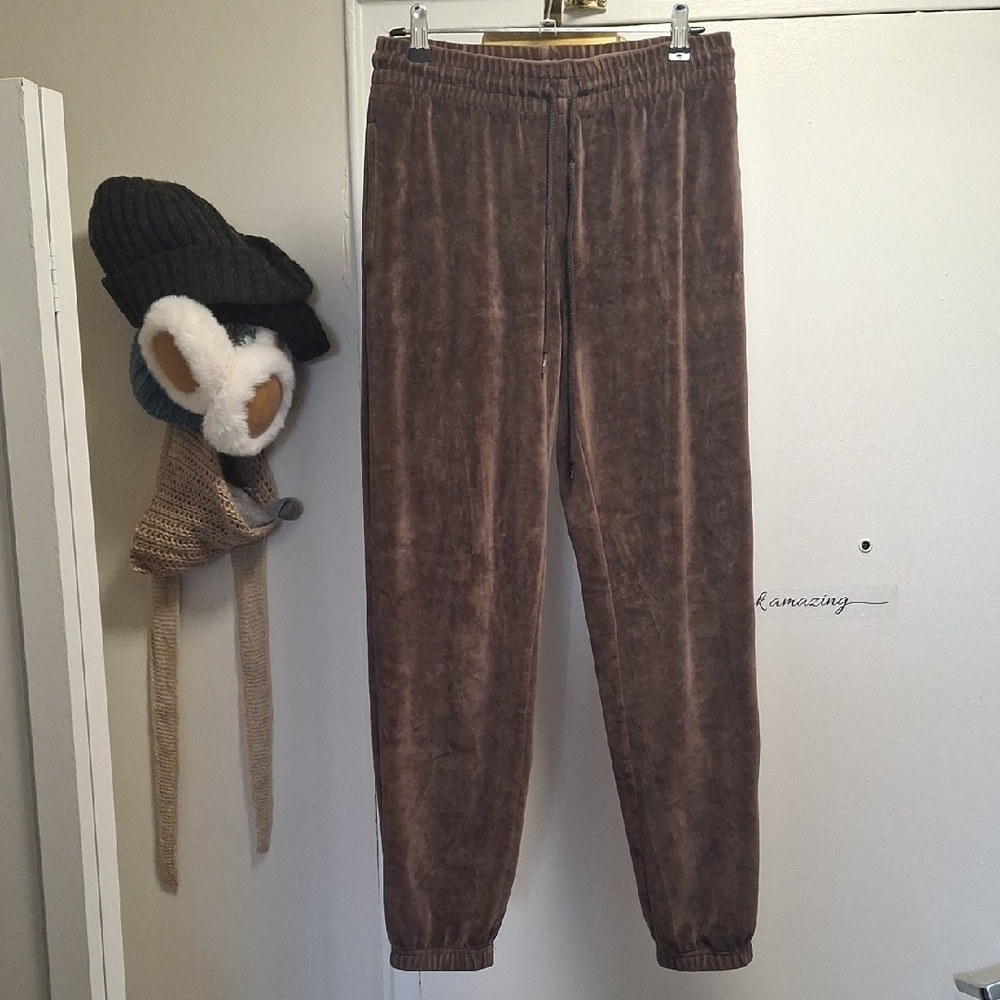 Aritzia TNA Chocolate Brown Velour Joggers Sweatpants S